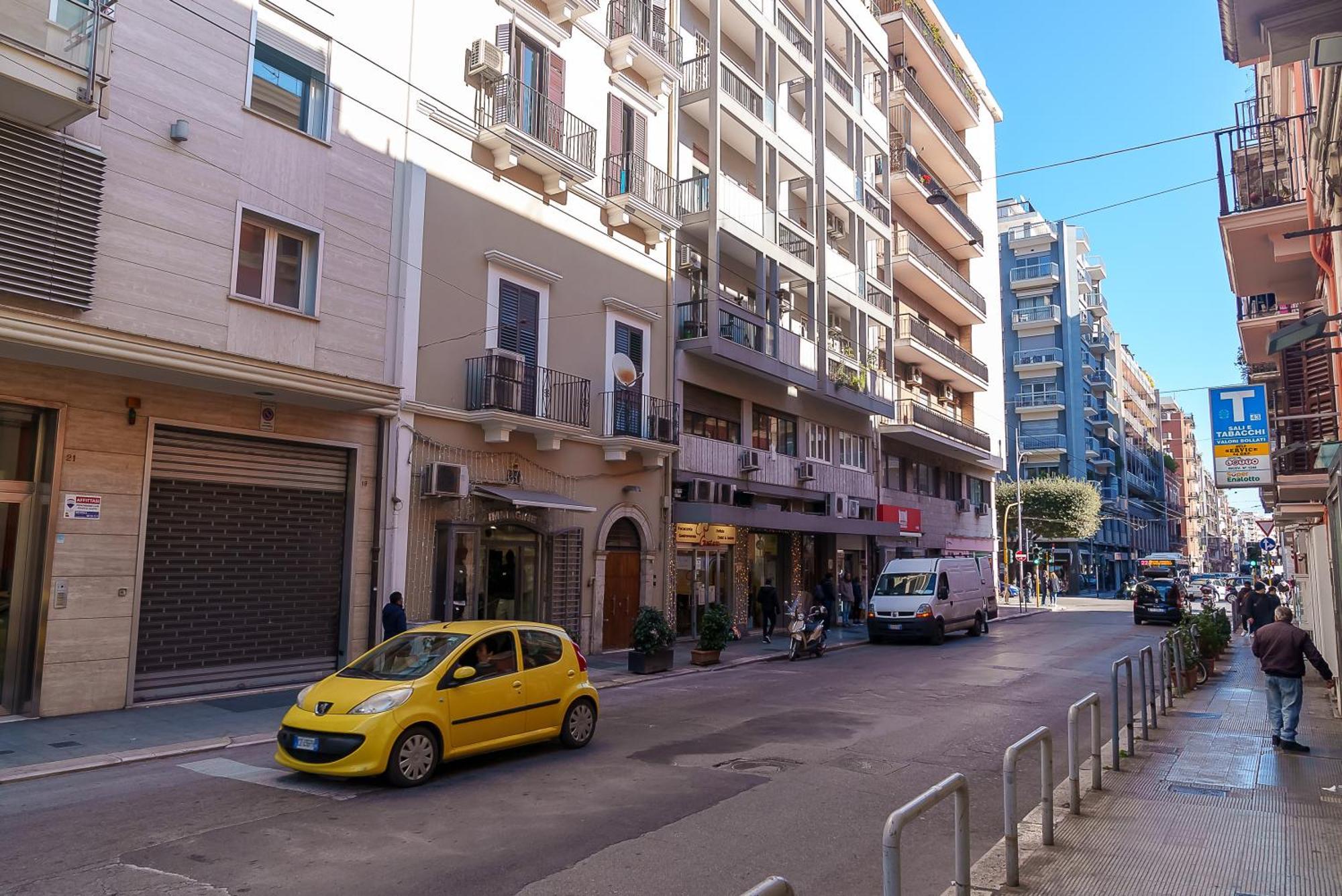 Via Prospero Petroni 9 - Bari Stazione - 호텔 외부 사진